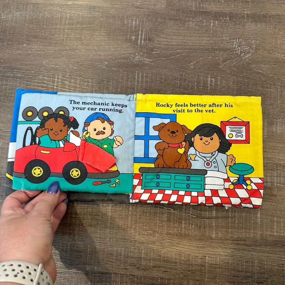 Vintage 1998 Fisher Price Little People Our Neighborhood Soft Cloth Book Sensory